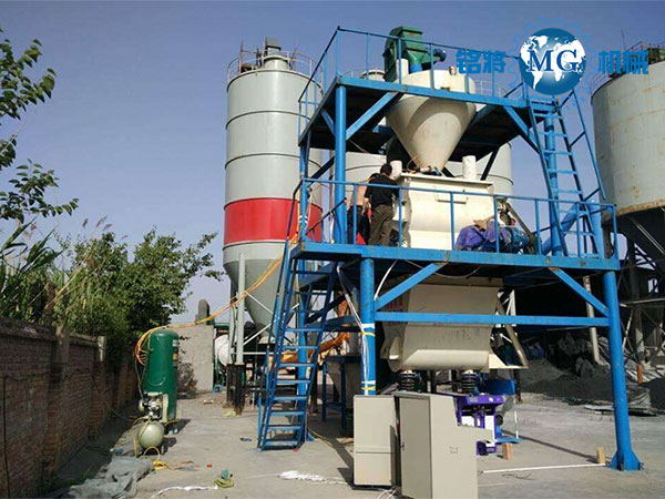 ā?zh��n)ӷۺ���ʯ���ܷ�ͨ�ã? /> 
</p>
����<strong>һ�ǽY(ji��)��(g��u)</strong><br />
�����������|(zh��)���^ճ������ʯ�����������≦�b���ā?zh��n)ӷ����Է�ĩ��ʯ������ȼ׻��w�S���������������턩�Ȟ�ԭ���Ƴɵ��҃�(n��i)�b�Ϳ������ԭ���϶����������ǲ�ͬ��������������a(ch��n)�^����������O(sh��)���������(hu��)Ӱ푮a(ch��n)Ʒ�|(zh��)���������������ʹ��ͨ���O(sh��)�䡣<br />
����<strong>�������a(ch��n)��ʽ</strong><br />
����ā?zh��n)ӷۺ���ʯ������a(ch��n)����Ҳ���S�಻ͬ����ʯ�ᔇ��C(j��)����Ҫ�������D(zhu��n)��ā?zh��n)ӷ����a(ch��n)�ٶȿ����Ԅ�(d��ng)���̶ȸߡ�<br />
����<strong>�����O(sh��)��</strong><br />
�������O(sh��)���������ʯ�ᔇ��C(j��)��ā?zh��n)ӷ۔���C(j��)�ǲ�ͬ��������C(j��)�����^�����@�cʯ���ճ�����P(gu��n)��ā?zh��n)ӷ۔���C(j��)�ĳ��ڱ���ʯ�ᔇ��C(j��)�ĳ���С�ö���<br />
������ͬ�����a(ch��n)�O(sh��)��ʹ�ò�ͬ�Ĳ�������(du��)�������́��f����ĳЩ�O(sh��)������a(ch��n)Ʒ�ǲ����׵���ͬ�r(sh��)��߀Ҫ���C�a(ch��n)Ʒ�|(zh��)������ʯ�ᔇ��C(j��)��ā?zh��n)ӷ۔���C(j��)������һ����O(sh��)�������Բ�Ҫ��һ�_(t��i)�O(sh��)������a(ch��n)�ɷN�������Թ�(ji��)ʡ�ɱ���<br />
����ā?zh��n)ӷۺ���ʯ���ܷ�ͨ�þ������ϵă?n��i)�����������㌦(du��)�@��(g��)���}�Ĵ��ѽ�(j��ng)�����˽��������Ҫ�˽����ɷ�ɰ�{�ИI(y��)���YӍ��Ո(q��ng)�P(gu��n)ע�҂���<br />
                </div>

                <div   id=