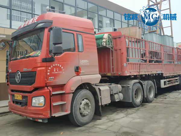 ������a(ch��n)30�f��ȫ�ԄӸɷ�ɰ�{���a(ch��n)��