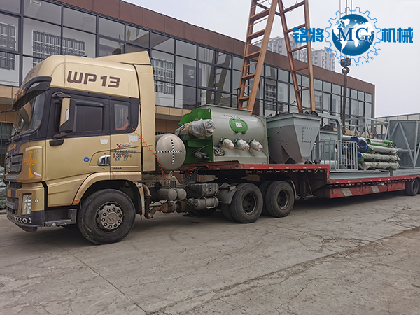 �½��ɷ�ɰ�{���a(ch��n)���l(f��)؛�b܇�F(xi��n)��(ch��ng)